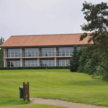 Brundtland Golf Отель 3*